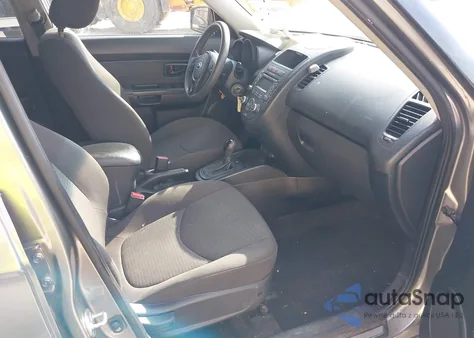 2013 Kia Soul z USA, uszkodzony, nr VIN KNDJT2A58D7635661